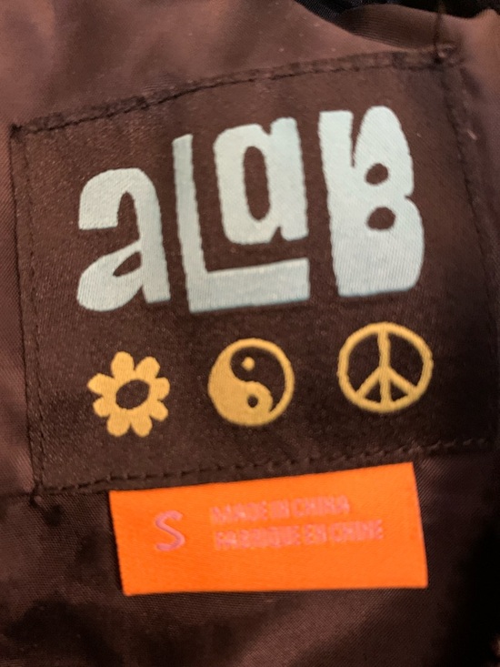 A-Lab Cropped Puffer Jacket 👽 ⭐️ 🌕🪐 - Picture 4 of 4